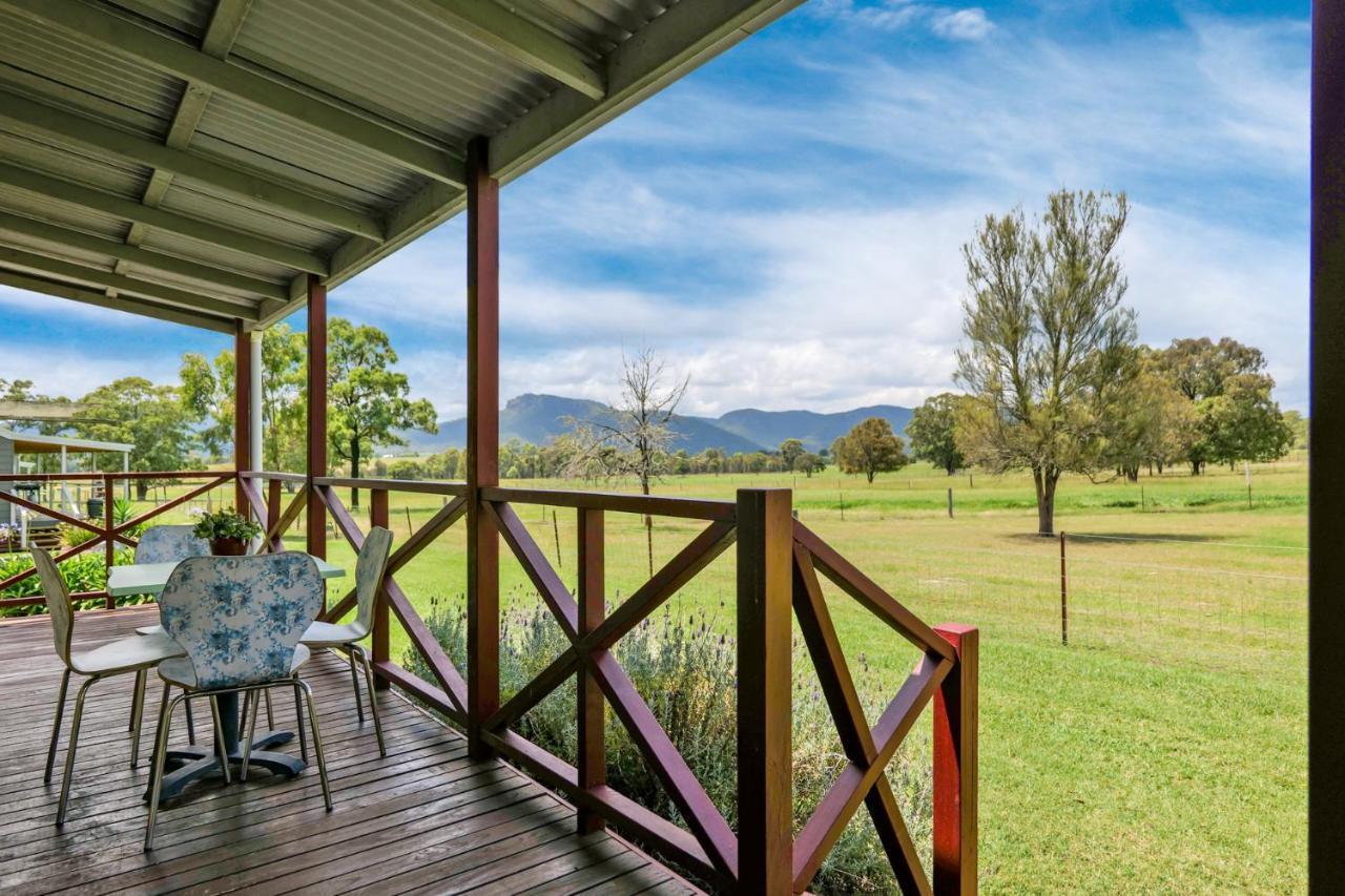 Starline Alpacas Farmstay Resort Broke Exterior photo